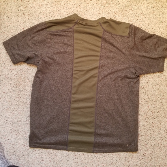 The North Face Performance tee shirt - Picture 2 of 9
